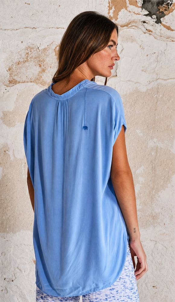 Love Joy Victory Bluse Kurzarm Martna Model 2