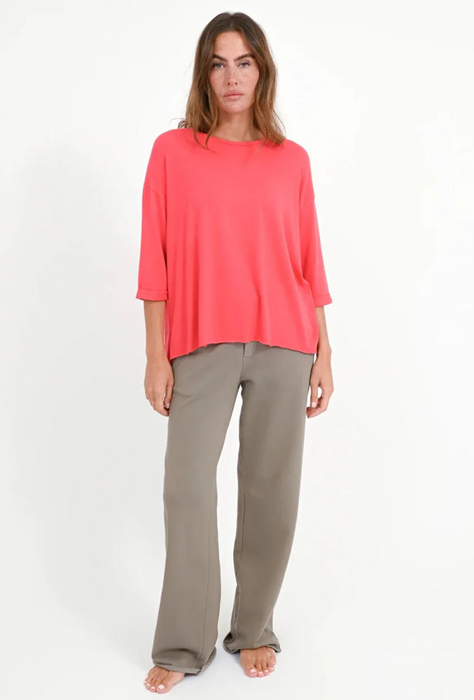 Love Joy Victory T-Shirt Mola Organic Cotton Modal Geranium Model 6