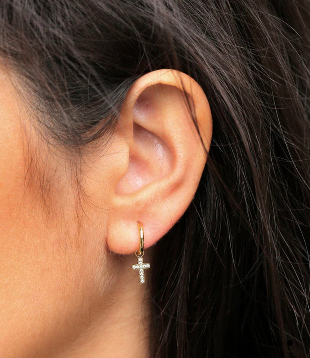 ZAG Bijoux Halbcreolen Klein Kreuz Pavé Zirkonia Gold Plattiert Edelstahl Model