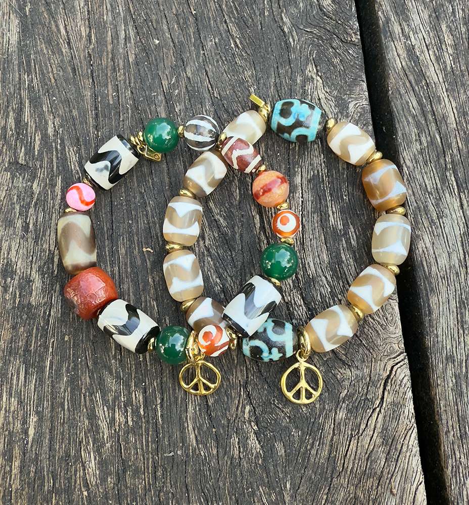 ICON Design Living Peace-Armband India Butan Peace Vergoldet Tibetan-Stein-Perlen Bunt Boho Dehnbar