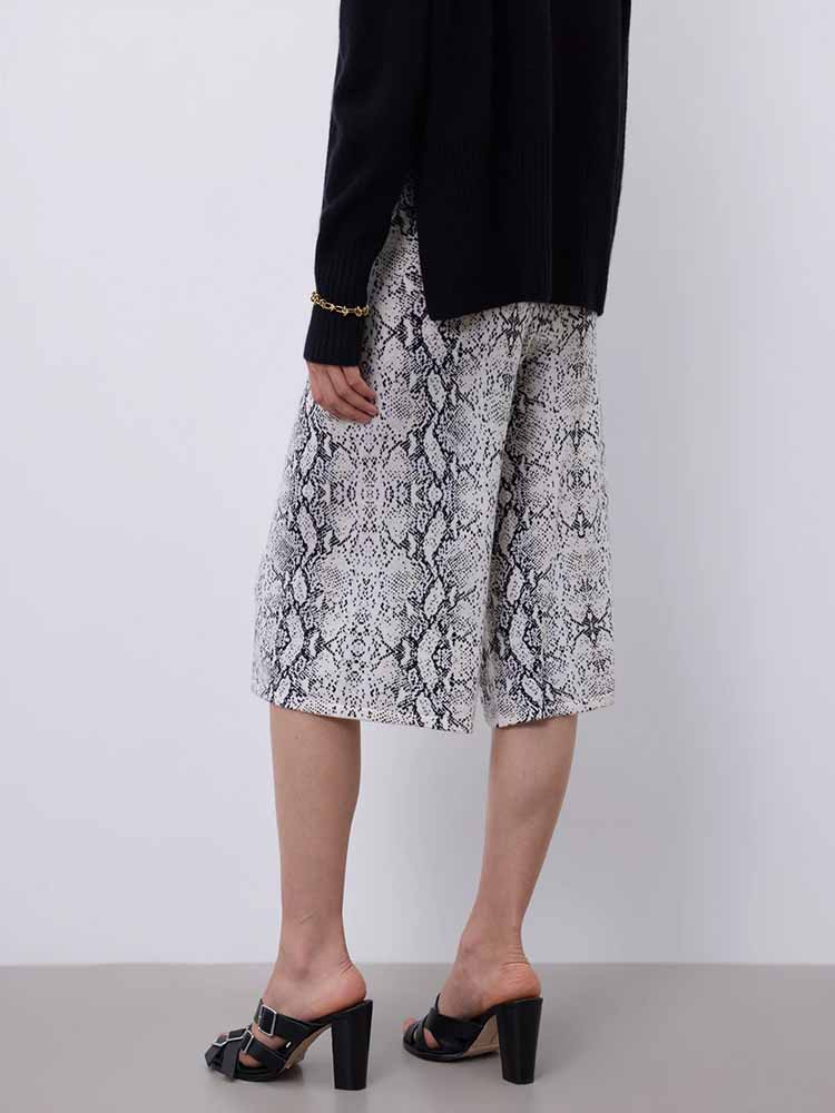 Notshy Kaschmir Bermuda-Hose Joanna Python-Print 100% Kaschmir Elastischer Bund Leichte A-Linie Model 3