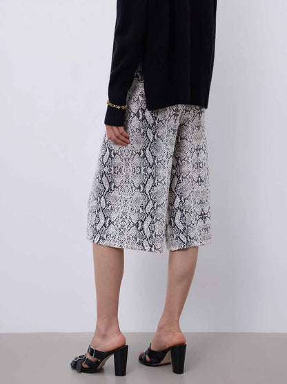 Notshy Kaschmir Bermuda-Hose Joanna Python-Print 100% Kaschmir Elastischer Bund Leichte A-Linie Model 3