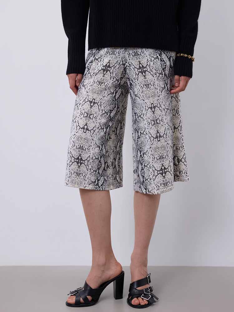 Notshy Kaschmir Bermuda-Hose Joanna Python-Print 100% Kaschmir Elastischer Bund Leichte A-Linie Model 2