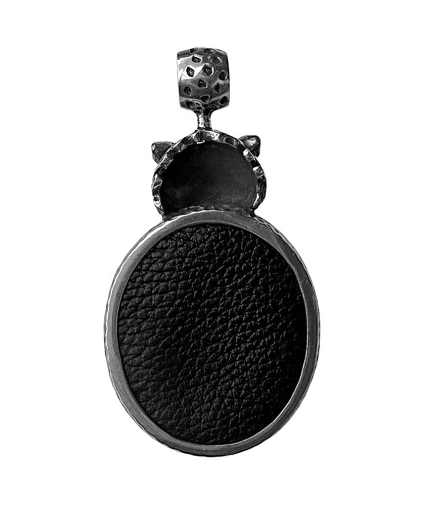 Leopardenkopf Anhänger Unikat Türkis Leder Schwarz Brillanten Augen 925 Sterling Silber Rückseite