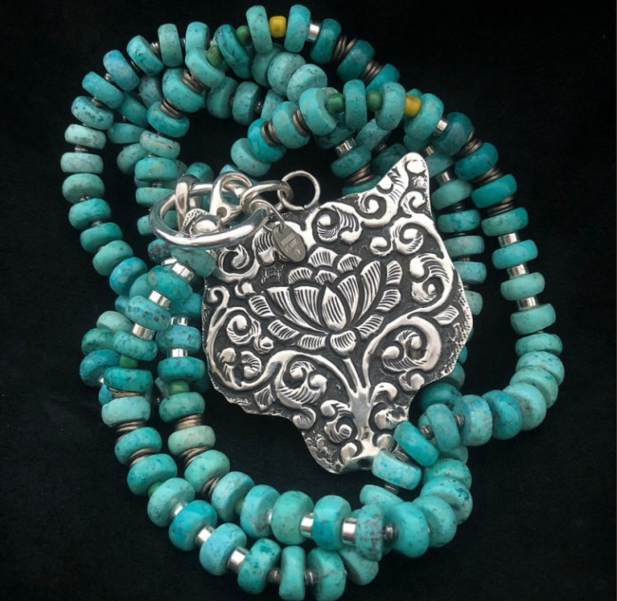 Anhänger Tigerkopf Lotusblüte 925 Sterling Silber Türkiskette Unikat Rückseite