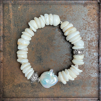 Armband Muschelscheiben Weiß Markante Süßwasserperle Barock 925 Silber Ethno Boho Unikat