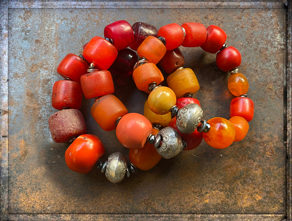 Ethno Armbänder Bakelit Koralle Rot Orange Sterling Silber Dehnbar Unikat