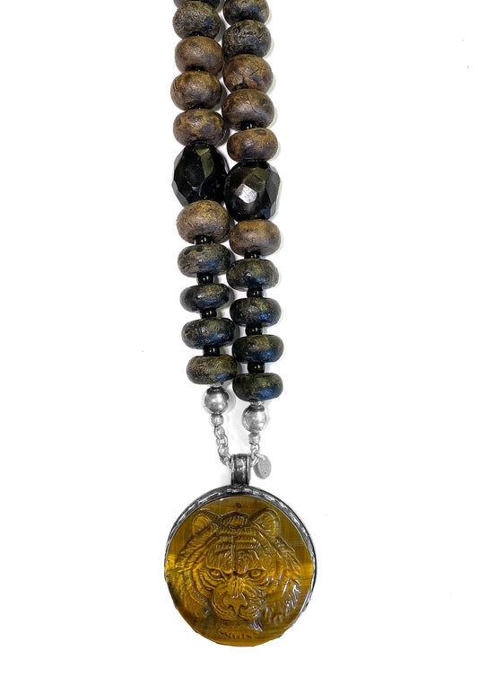 Kette Boho Harzperlen Onyx 110 cm Lang Löwenkopf-Anhänger Tigerauge Unikat
