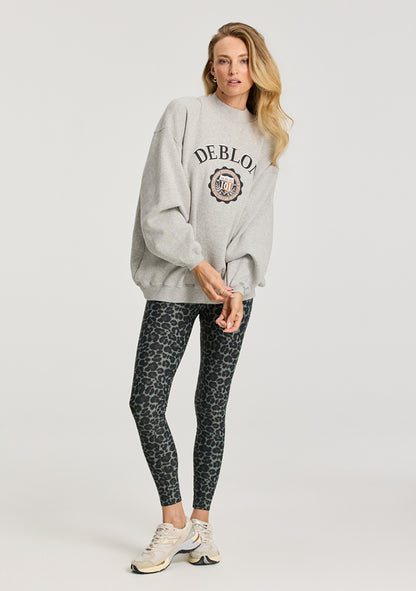 Deblon Sports Classic Lifting Leggings Leoparden-Print Sage Salbei Hoher Bund Slim-Fit Model 3