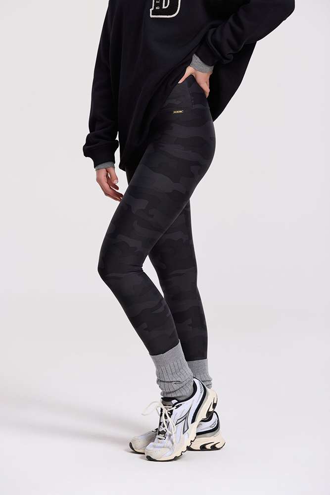 Deblon Sports Lifting Leggings Celine Camouflage Camo Schwarz Hoher Bund Slim-Fit