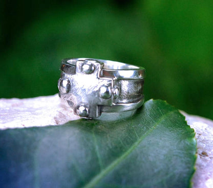 Elfcraft Bandring Kreuz Nieten 925 Silber Gehämmert Massiv Unisex