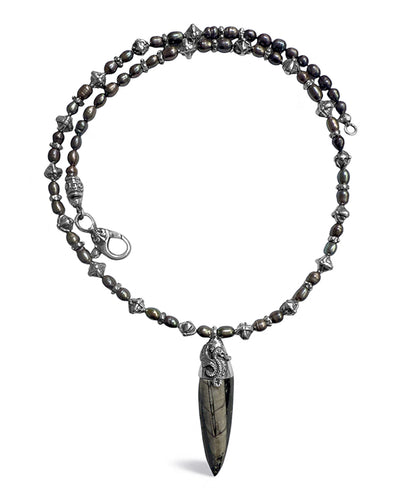 Elfcraft Kette Graue Perlen Sterling Silber Orthoceras Fossil Anhänger Drachenfassung Unisex