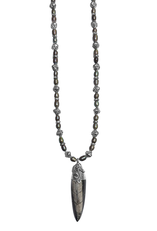 Elfcraft Kette Graue Perlen 92S Sterling Silber Orthoceras Fossil Anhänger Drachenfassung Unisex