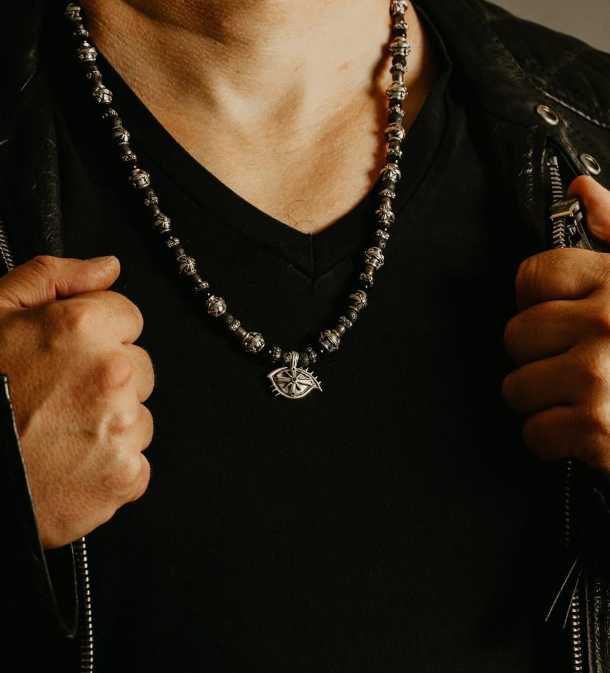 Elfcraft Kette Third Eye Anhänger Lava Onyx Süßwasserperlen Schwarze Diamanten 925 Sterling Silber Model