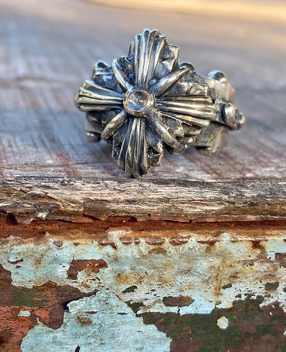 Elfcraft Ring Greek Cross Kreuz-Motiv Morning Star Mondstein Cabochon 925 Silber Massiv Unisex