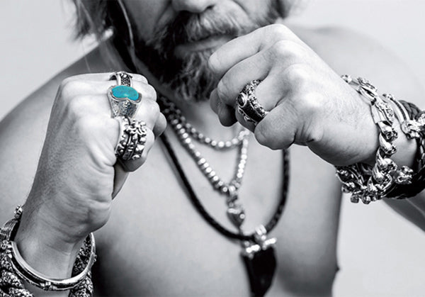 ELFCRAFT | Ring | Skull Frames | Garnet