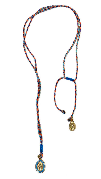 Escapulario Kette Madonna Vergoldet Blaues Outline-Design Emaille Geflochtener Baumwollfaden Multicolor Längenverstellbar