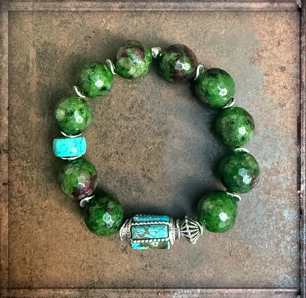 Ethno-Armband Unikat Achat Grün Lila Rubin-Zoisit-Optik Howlith Hämatit Vintage-Tribal-Perle Türkis-Mosaik 925 Sterling Silber Dehnbar Boho-Style