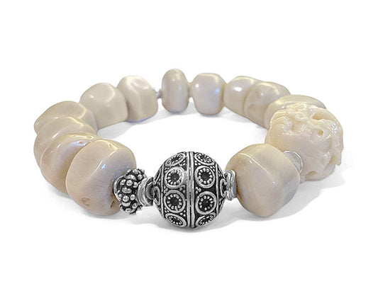 Armband Bambuskoralle Naturfarben Ethno Boho Jadeperle Geschnitzt 925 Sterling Silber Dehnbar Unikat