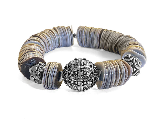 Ethno Boho Armband Muschelscheiben Naturfarben 15 mm Breit 925 Sterling Silber Dehnbar Unikat
