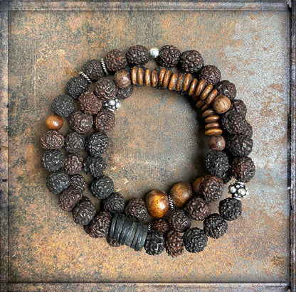 Ethno Boho Armband Dreireihig Rudraksha-Perlen Holzperlen Brauntöne 925 Silber Dehnbar Unisex Unikat