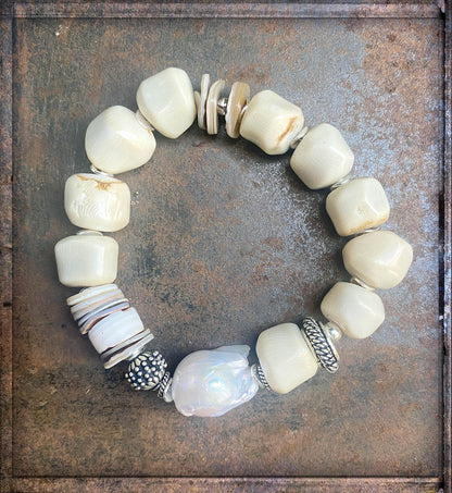 Armband Süßwasserperle Barock Bambuskoralle Naturfarben 925 Silber Dehnbar Unikat