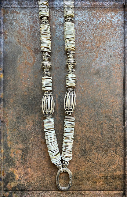 Ethno Boho Kette Muschelscheiben Natur Tribal Glasperlen 925 Silber 115 cm Lang Unikat Detail