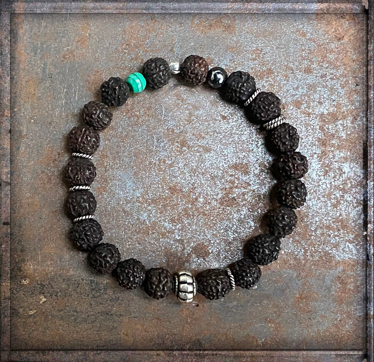 Ethno Boho Armband Rudraksha-Perlen Schmal Natursteine Sterling Silber Dehnbar Unisex Unikat
