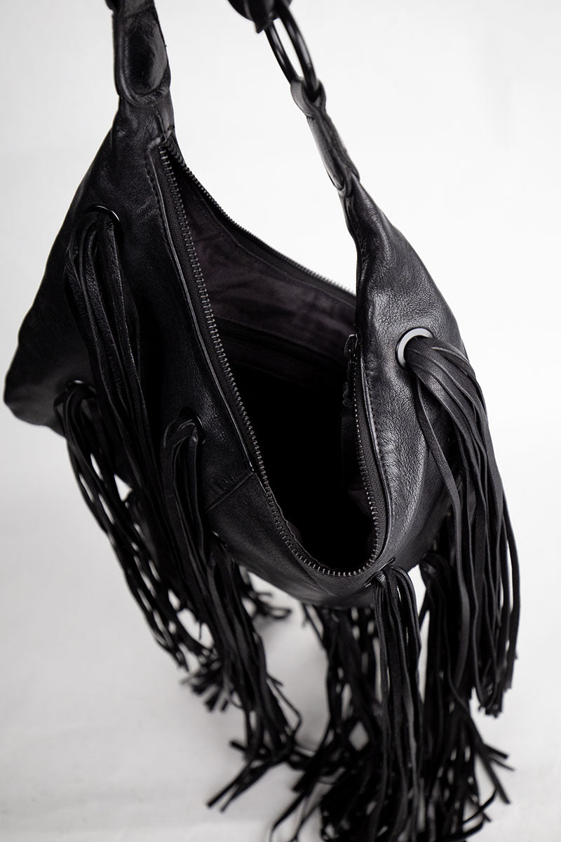 Fransentasche Boho Weiches Leder Schwarz Gypsy-Style Pflanzlich Gefärbt Rehard Detail