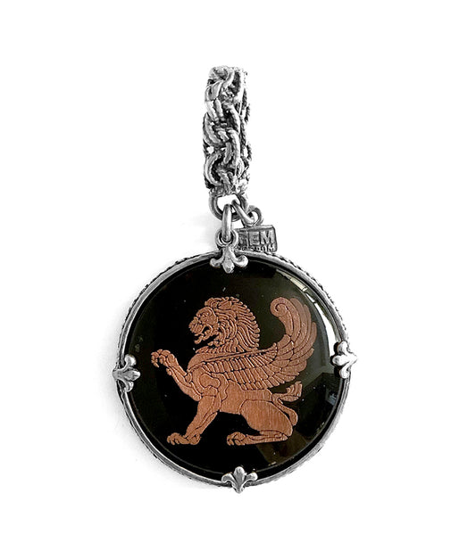 Gem Kingdom Runder Anhänger Geflügelter Löwe Kristallglas Handcoloriert Sterling Silber 