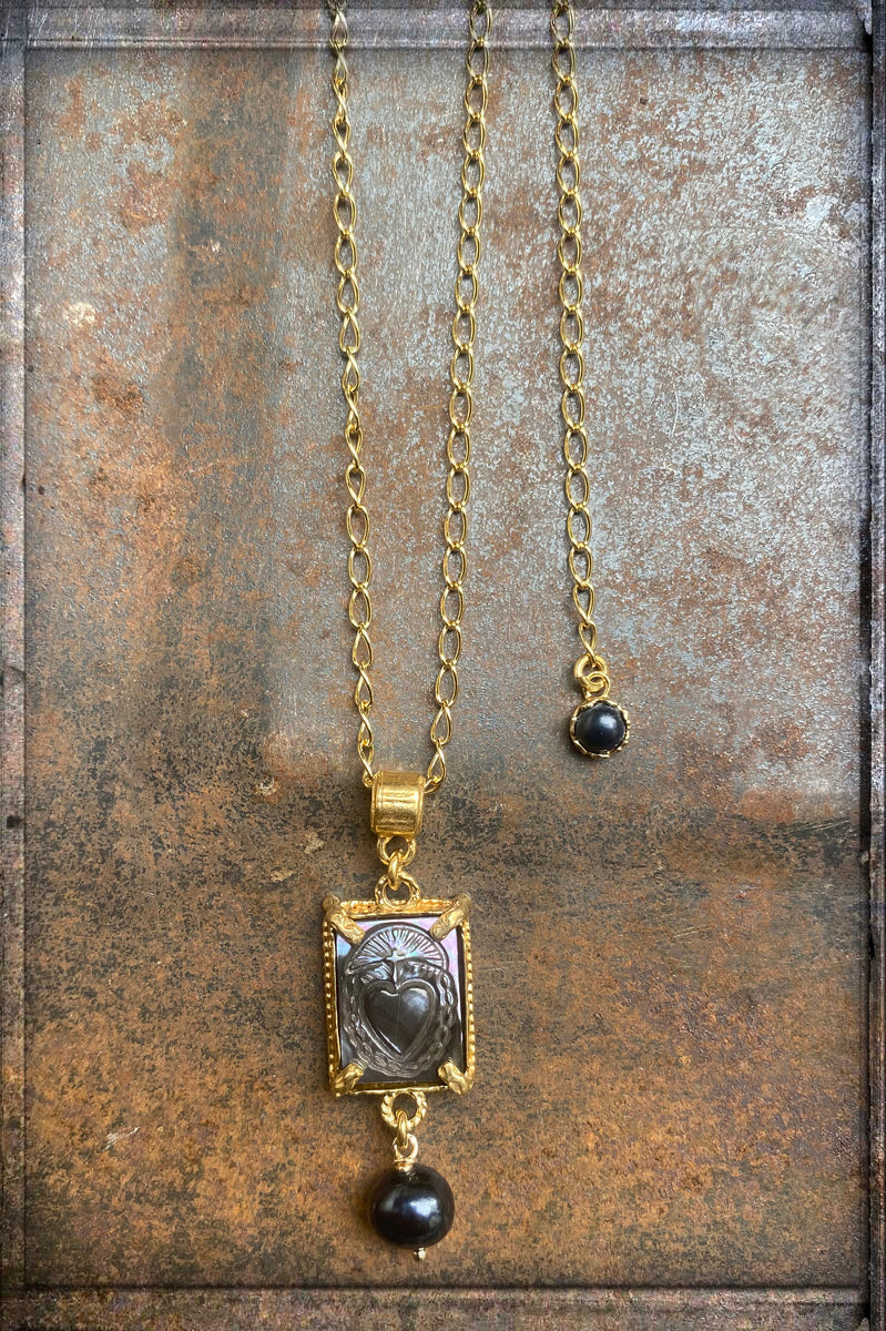 Gem Kingdom Filigrane Kette Bronze Vergoldet Eckiger Herz-Anhänger Perlmutt Grau Süsswasserperle Golden Heritage