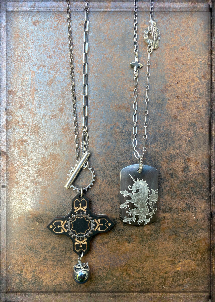 Gem Kingdom Ketten Anhänger Graviertes Holz Perlmutt Silber-Inlays Unicorn-Anhänger Kreuz-Anhänger 925 Sterling Silber