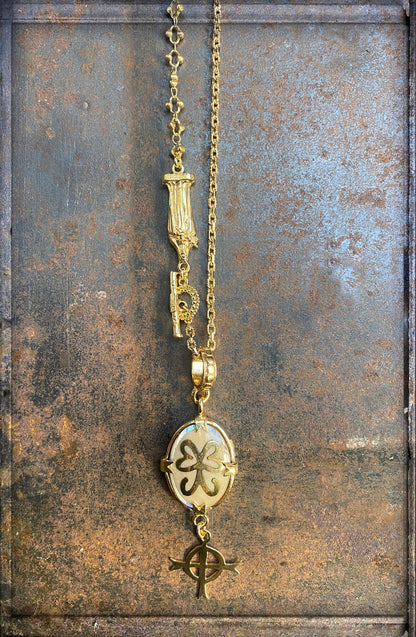 Gem Kingdom Kette Madonna Vergoldet Perlmutt-Anhänger Kreuz-Element Golden Heritage Kollektion