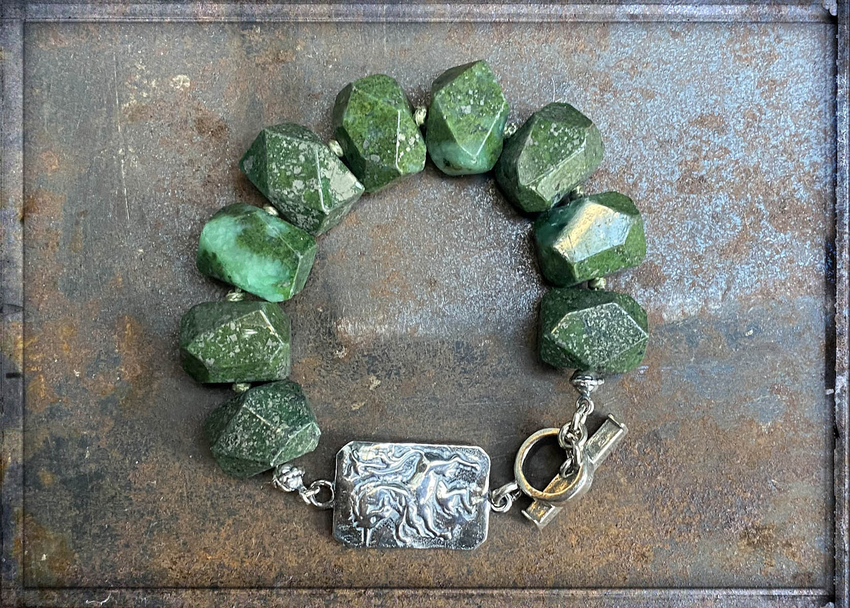Gem Kingdom Statement-Armband Naturstein Granit Grün Statement-Piece Unicorn-Element 925 Sterling Silber