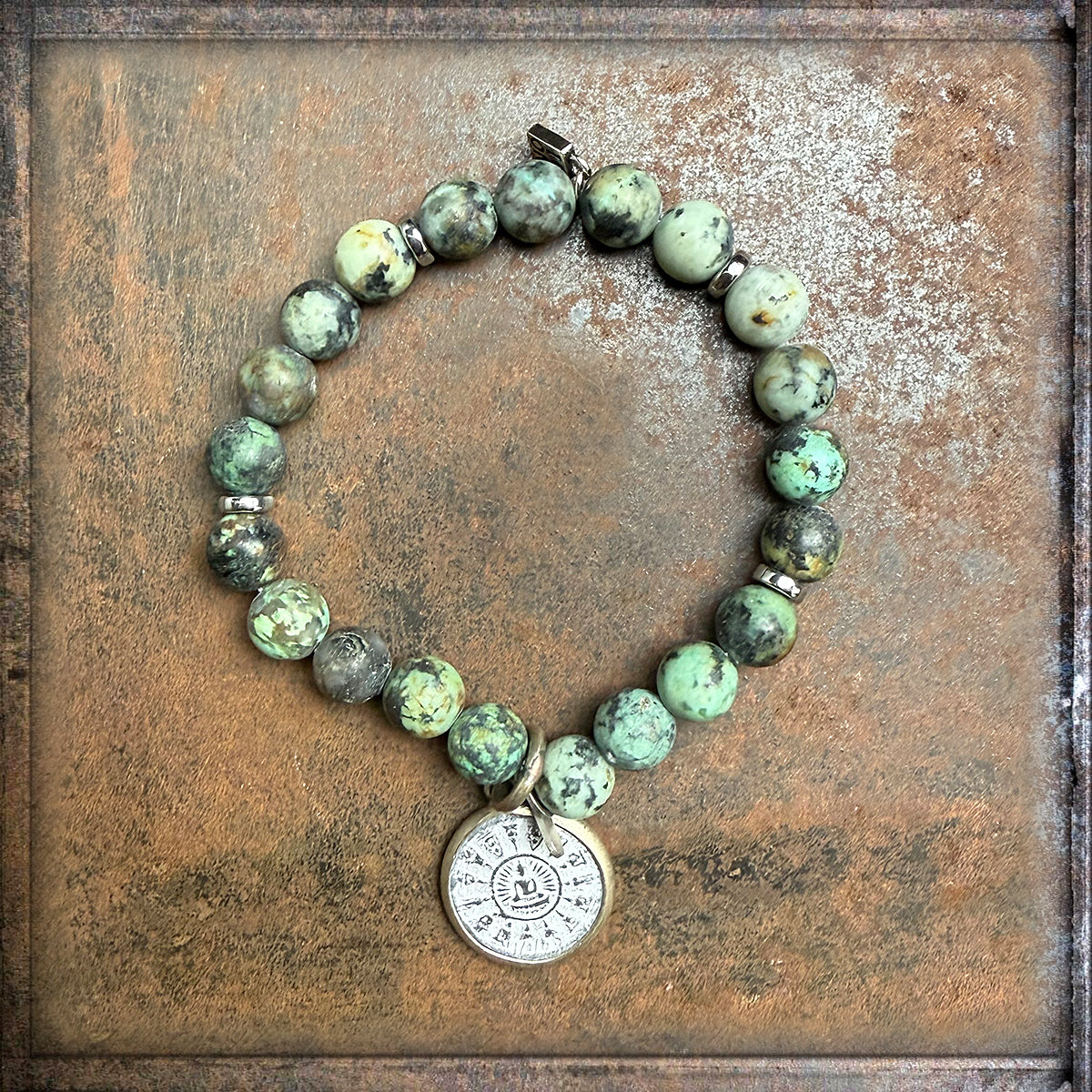 ICON Design Living Buddha-Armband Shanti Amulett Afrikanischer Türkis 8 mm Dehnbar Unisex
