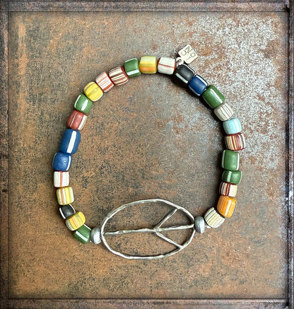 ICON Design Living Peace-Armband Eve Peace Glassteine Blau Mix Multicolor Silber