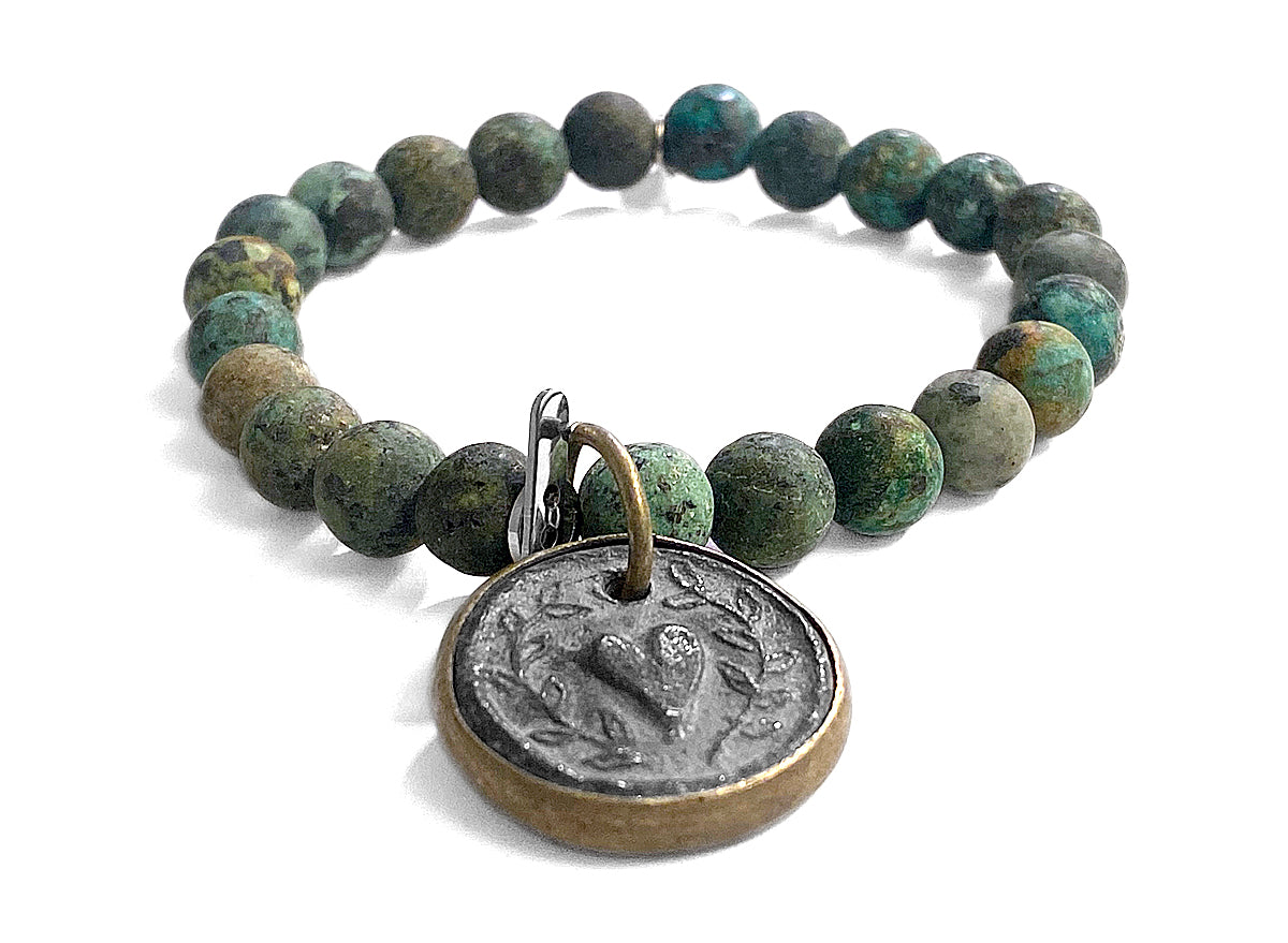 ICON Design Living Armband Herz-Amulett Howlith Afrikanischer Türkis Dehnbar