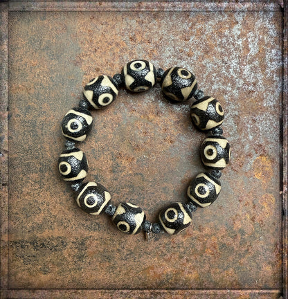 ICON Design Living Armband Tibet Steinperlen Dehnbar