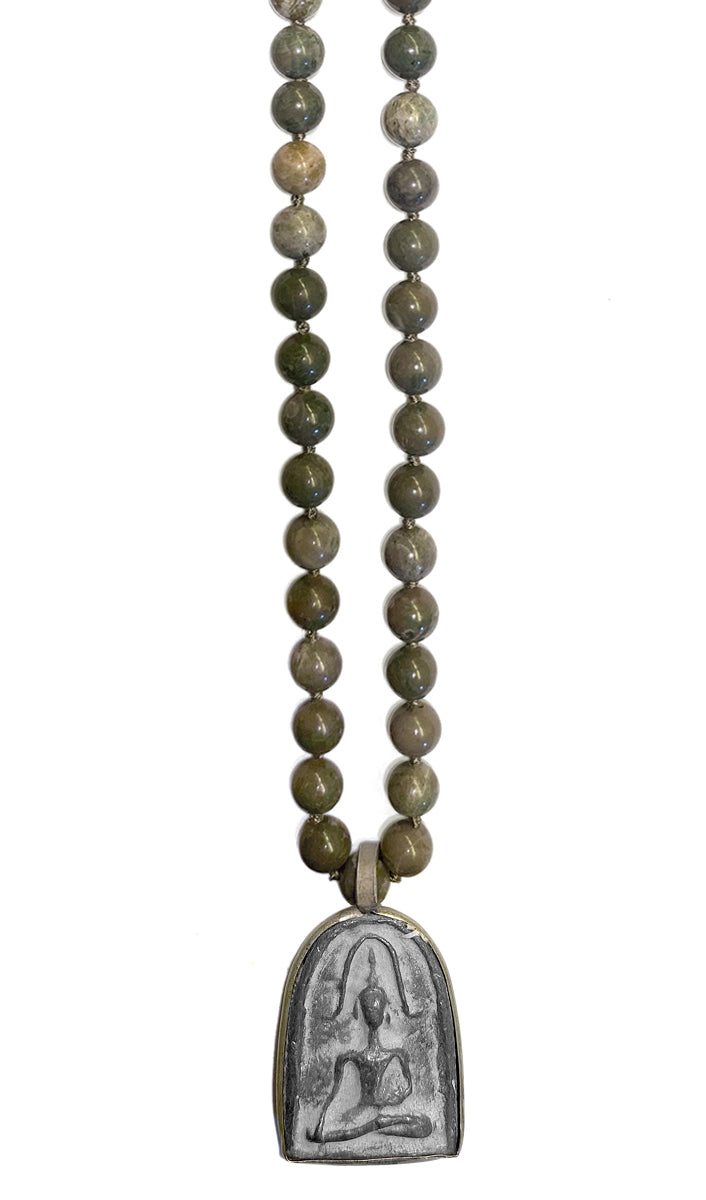 ICON Design Living Buddhakette Amulett Gross Jaspis Tea Wood 8 mm 90 cm Lang