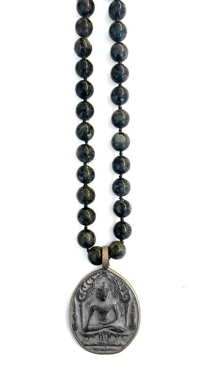 ICON Design Living Buddhakette Amulett Gross Rund Labradorit 10 mm 90 cm Lang