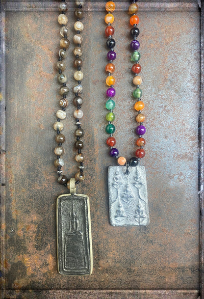 ICON Design Living Buddhaketten Amulett Länglich Achat Braun Multicolor Bunt 6 mm 90 cm Lang