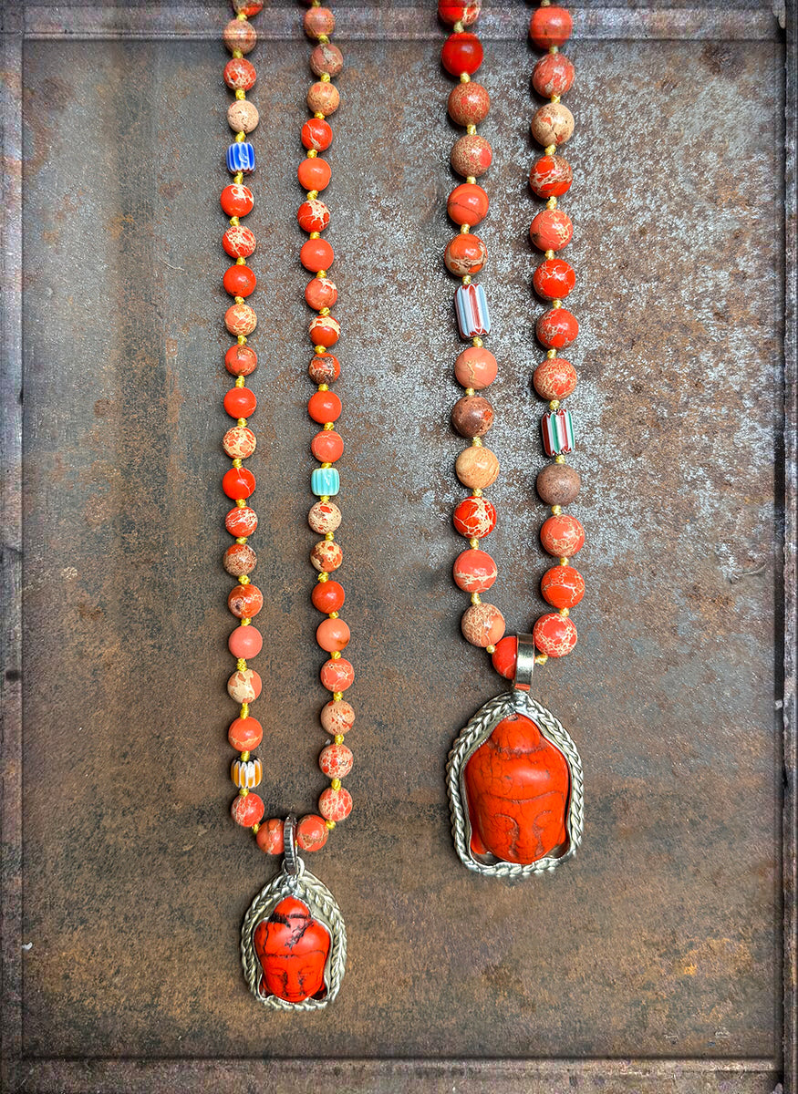 ICON Design Living Buddhaketten Goa Jaspis Orange 90 cm Lang Geknotet