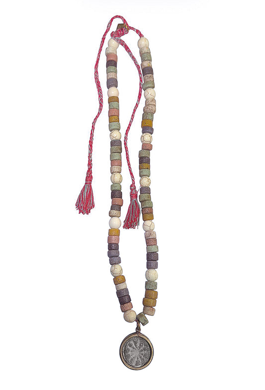 ICON Design Living Kette Quasten Pastell Mix Buddha-Amulett 65 cm Lang Längenverstellbar