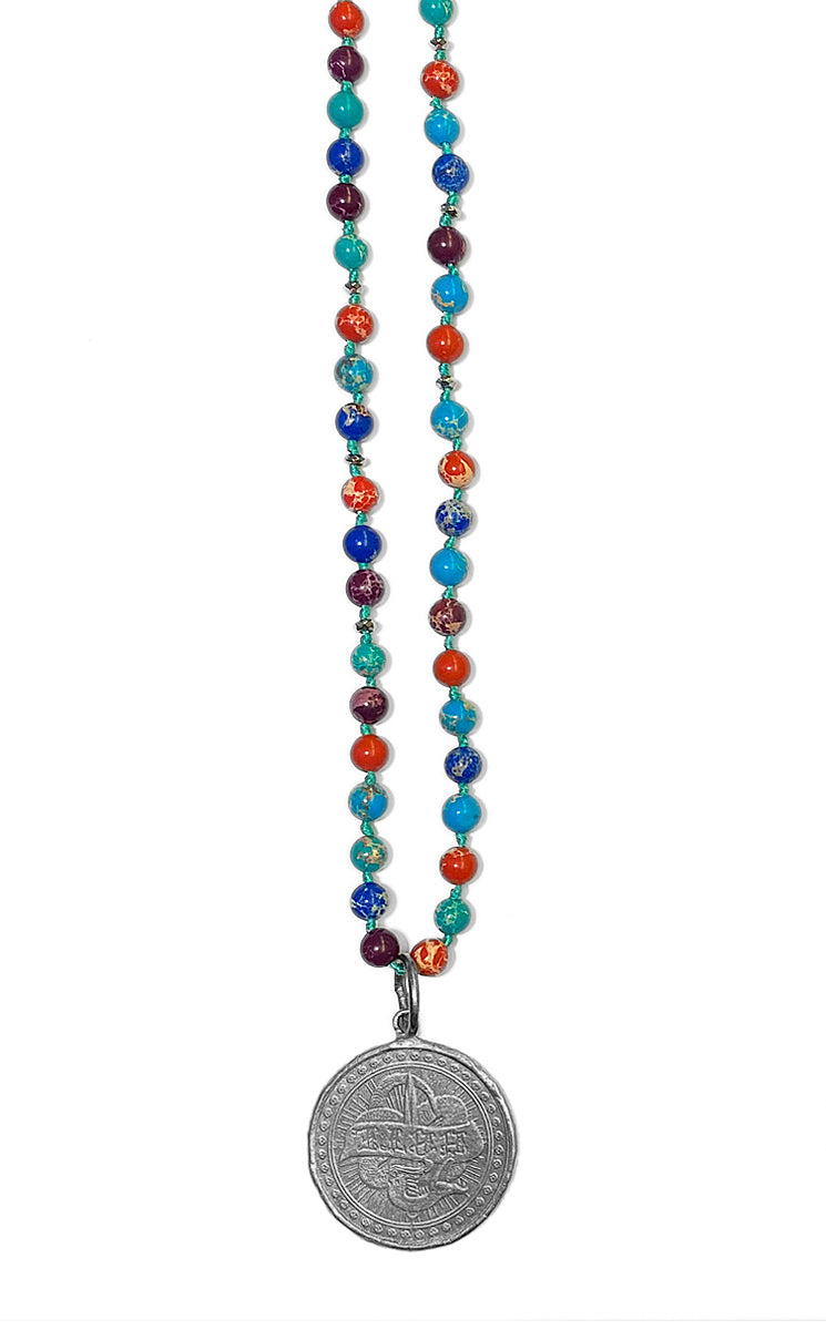 ICON Design Living Kette Münze Versilbert Love And Hate Coin Jaspis Mix blau Türkis Rot 90 cm Lang Geknotet