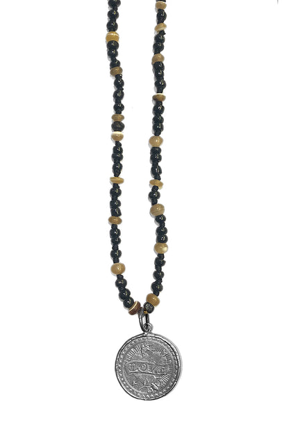 ICON Design Living Kette Münze Versilbert Love And Hate Horn-Perlen 90 cm Lang Geknotet