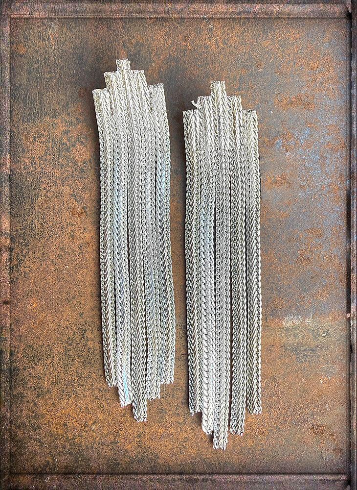 Justwin Statement-Ketten-Ohrringe 5-reihig Versilbert Sicherheitsbügel 12 cm Lang