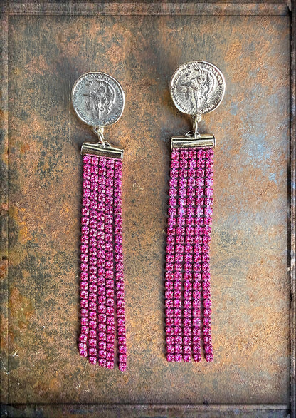 Justwin Statement-Ketten-Ohrringe Pink Swarovski-Kristallsteine Silbernes Münz-Element 10,8 cm lang
