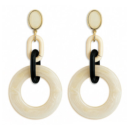Justwin Statement-Ohrringe Beige Schwarz Ineinanderhängende Resin-Ringe Vergoldete Tombak-Ohrstecker Sicherheitsbügel 10,8 cm lang