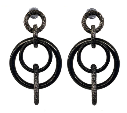 KMO Statement-Ohrringe Ring-Design Holz Kamelit Farbverlauf Schwarz Silberpulver 8,2 cm Lang