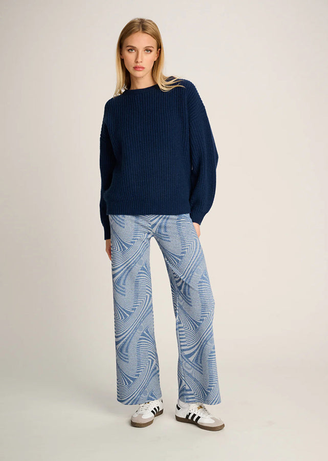 Les Tricots d'O Hose Blau Muster-Mix Lurex-Glitzer Leicht Ausgestelltes Bein Elastischer Bund Model 2